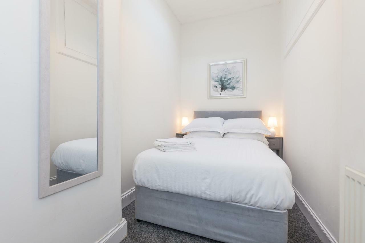 The Edinburgh City - Top Floor 2 Bedroom Apartment Eksteriør billede