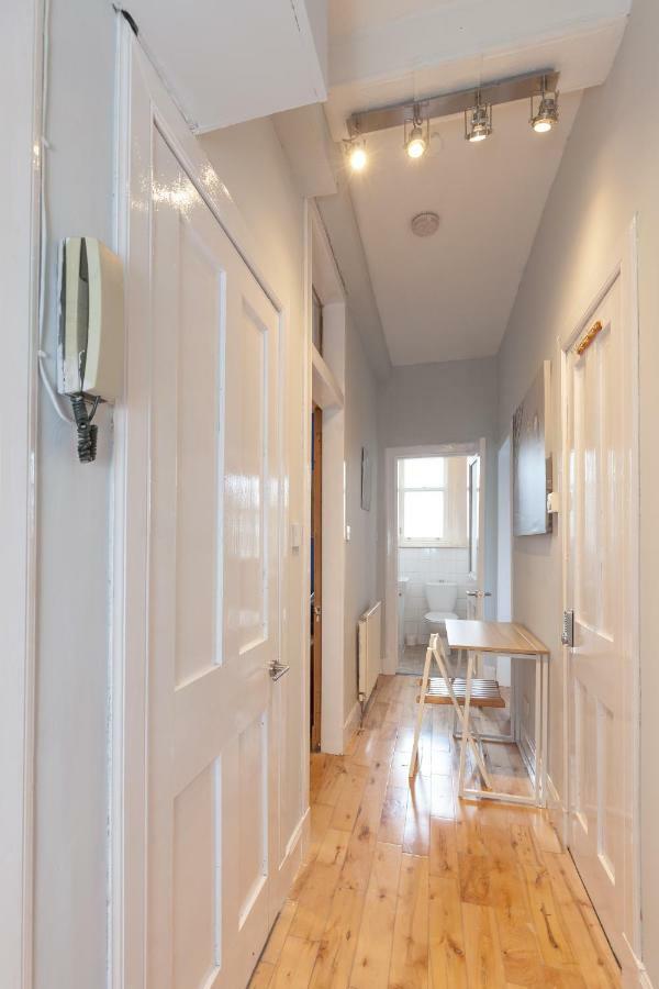 The Edinburgh City - Top Floor 2 Bedroom Apartment Eksteriør billede